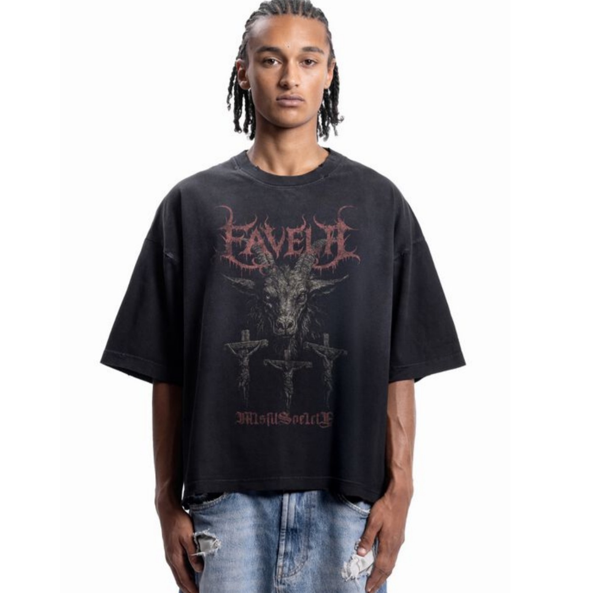 Sacred Heart Metal Font Street - Streetwear Brand Font recension och pris